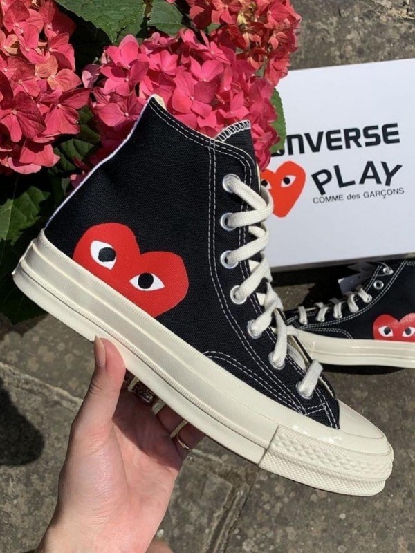 Converse Love