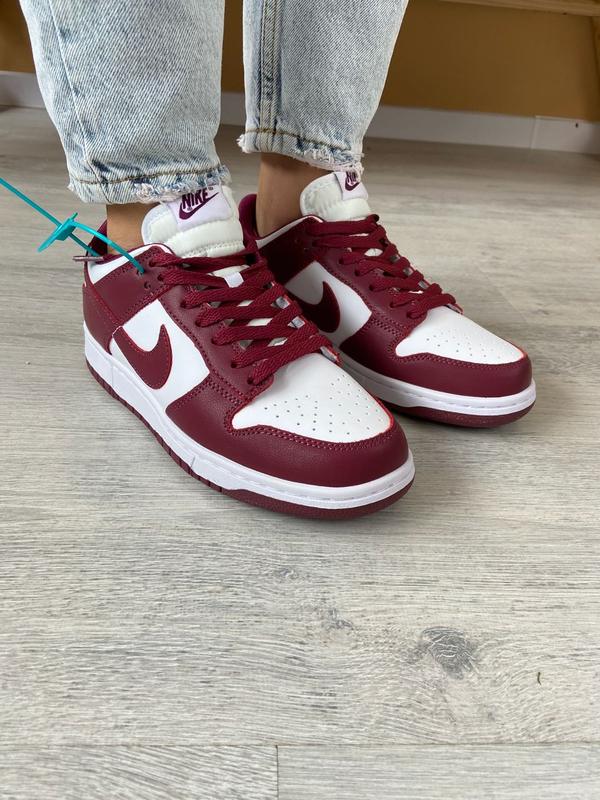 Nike Dunk Low Bordo