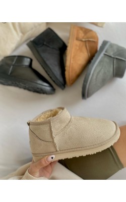 UGG Mini Bej